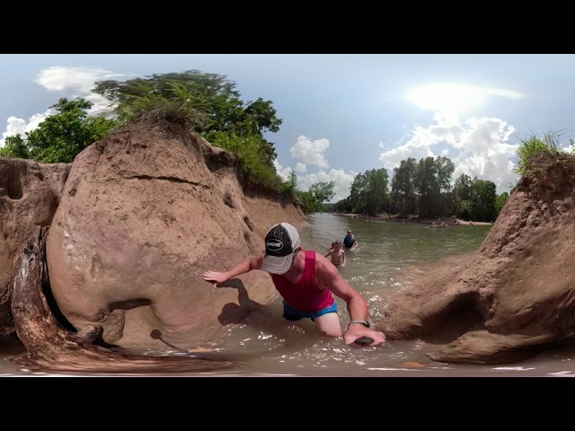 Bluff jump into Niangua River Oasis  in 360 VR.