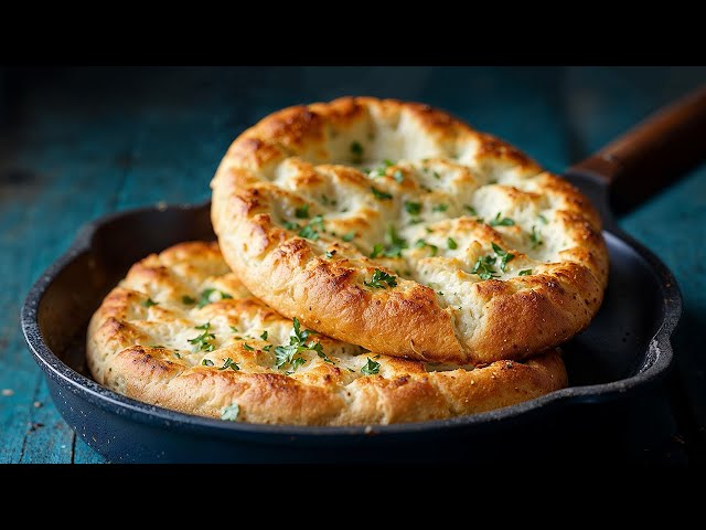 5 Minute Liquid Dough, Garlic Flatbread! No-kneading, Quick and Easy Garlic Naan!