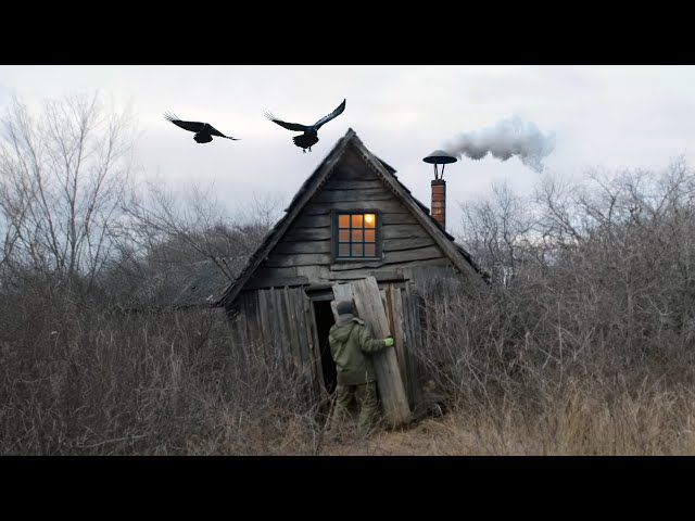 Restoring an Abandoned House in the Wild: One Man's Journey to Cozy Living 🌲🏡