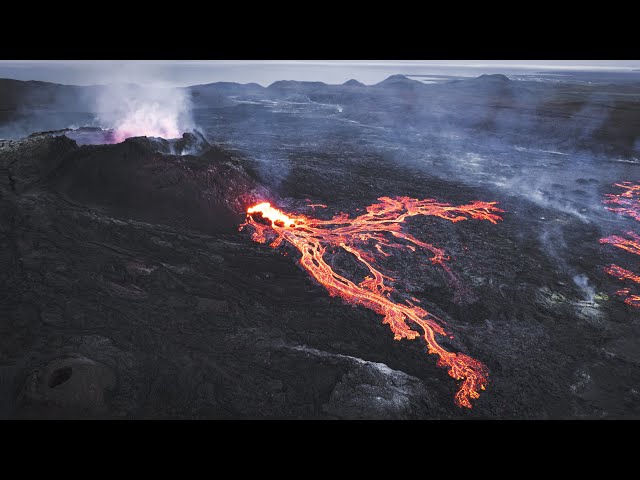 The Volcano Awakens -  Fagradalsfjall, Sep 11 2021 - 4K with Audio