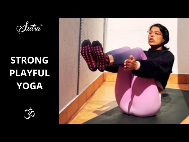 20 minutes Strong & Playful Vinyasa Yoga Flow I Stretching & Strengthening Exercises