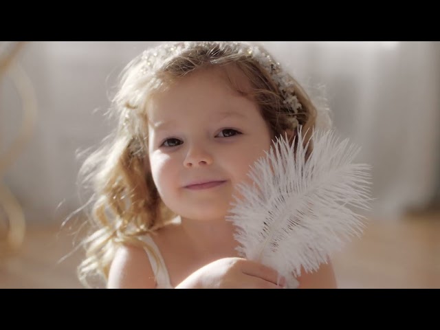 Hallelujah! Music Video Sung by 3-year-old Angelica