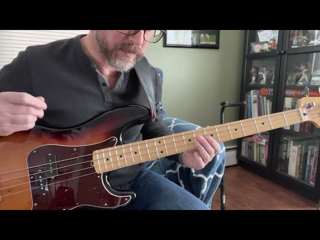 U2 - "40" Bass Tutorial