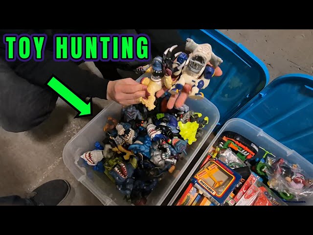 Toy Hunting Adventure in Haarlem, Netherlands! 🎯  De Toy Boys & Retro Joeri