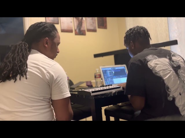 BEHIND THE SCENES OF STICK TO THE PLAN FT YUNGTELA