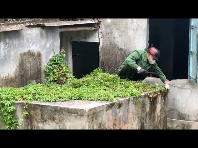 Clean up abandoned house overgrown grass _ young man discovers a secret under the tank lid