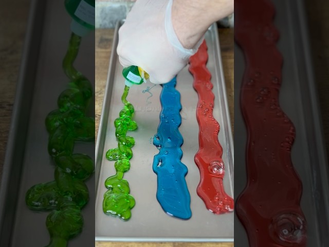 I Freeze Dried this Sour Goo Candy… BIG Mistake! 😱💥👅 #shorts #snacks #foodhacks #viral #tiktok