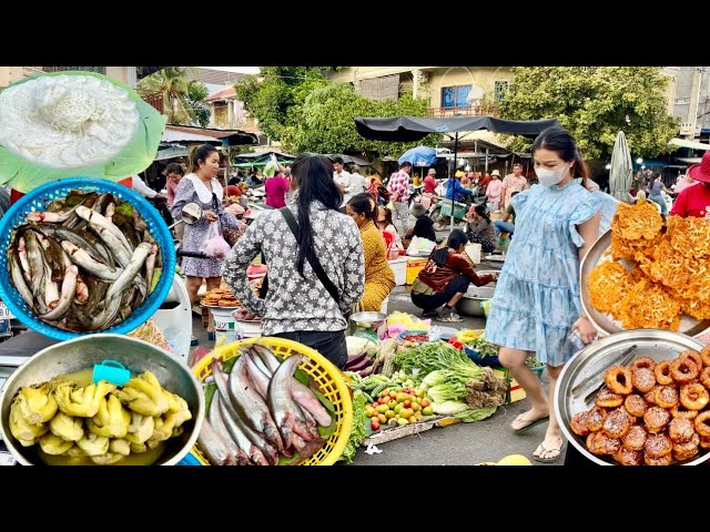 Cambodian Street Food - Delicious Plenty Snail, Pork, Fish, Vegetables & More in Nat Market