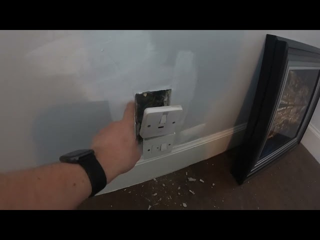 LOOK WHO'S BACK!!! FuseBox Install | Electrician in Glasgow