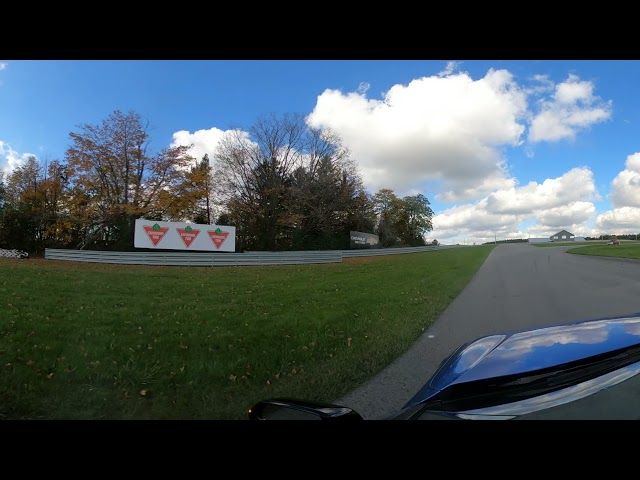 Blue BMW 340i - 360 - 2021.10.24 Touge.ca Mosport DDT Track event - GS030104