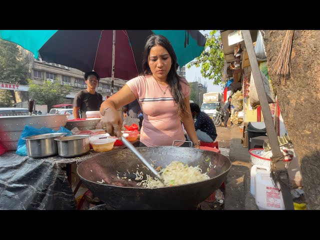 Pinky Didi From Mumbai Makes Delicious Noodles | Indian Street Food