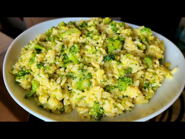 Cheddar Broccoli rice | Made with parboiled rice fresh broccoli and coated with a cheese sauce.