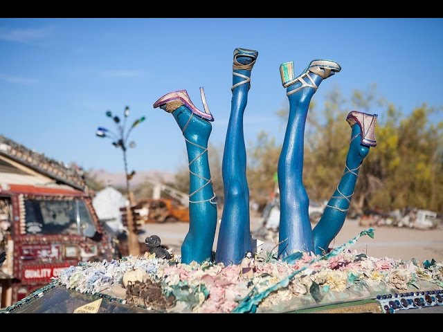 VIRTUAL REALITY 360° Slab City, USA TOWN WITH NO LAWS in 4K