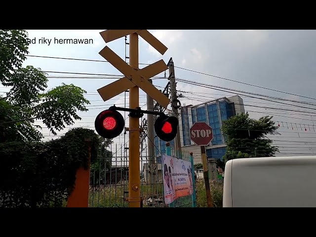 Terbaru lampu led perlintasan kereta api industri rajawali jakarta