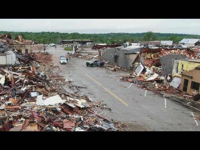 Tornado aftermath video from Sulpher Oklahoma