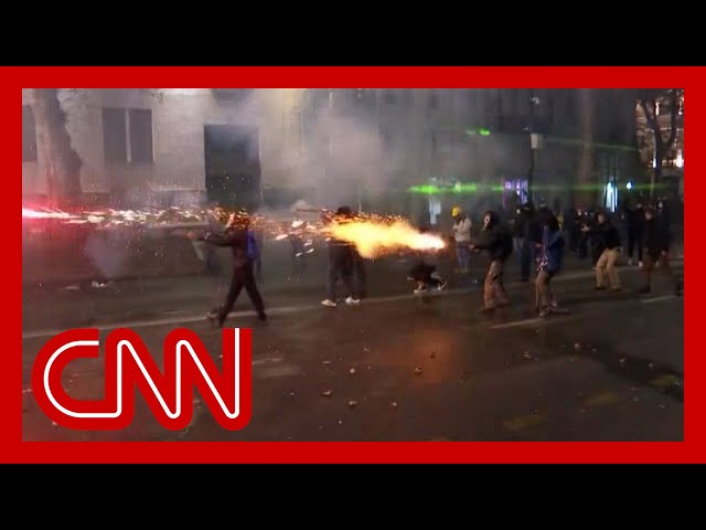 New video of violent police clashes with anti-Putin protestors