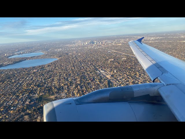 United A320 ROAR Departure out of Minneapolis (MSP) | N462UA