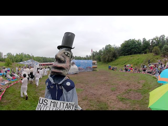 360 Video:Tribute to the tragedy in Yemen at Bread and Puppet