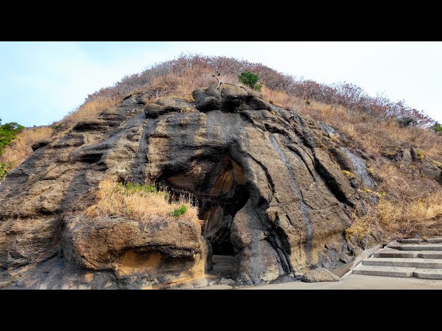 Kaishoku Cave