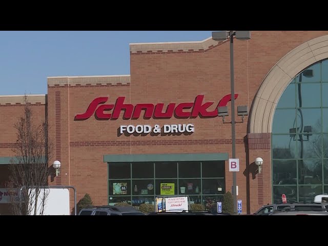 Gift card scheme targets several Schnucks locations 