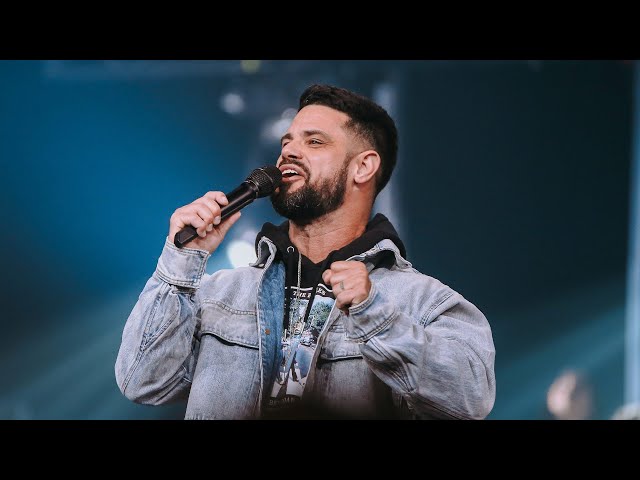 Steven Furtick and Elevation Worship live