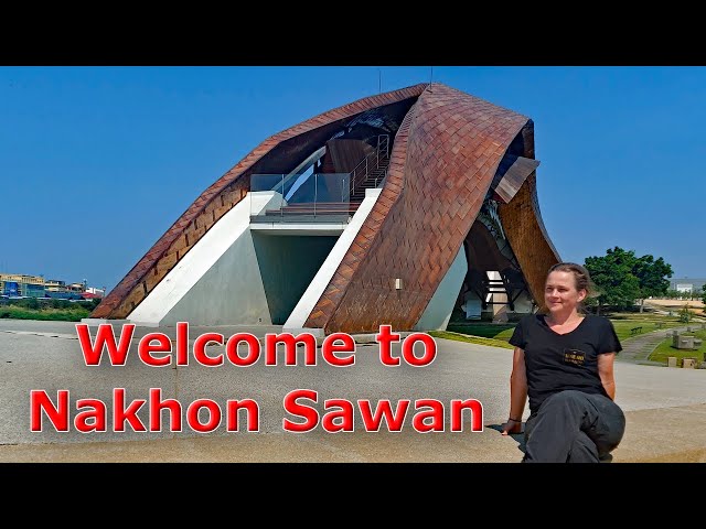 HEAVENLY CITY - Nakhon Sawan - Origin of the Chao Phraya river - THAILAND