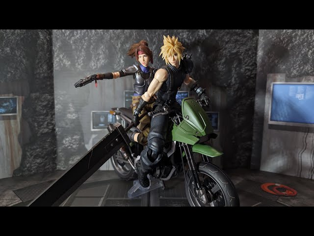 Final Fantasy 7 Remake Play Arts Kai Jessie, Cloud & Motorcycle Set Review