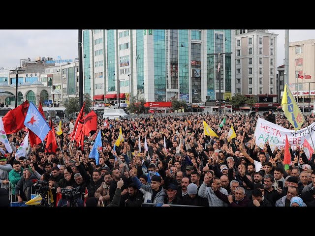 ESENYURT’TA MİTİNG: İMRALI’DAN MESAJ NET, TÜRKİYE’NİN DEMOKRATİKLEŞMESİDİR