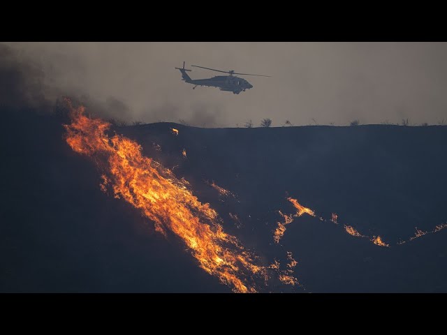 Fire burns near 405 Freeway and Sepulveda Pass in Los Angeles County | full coverage