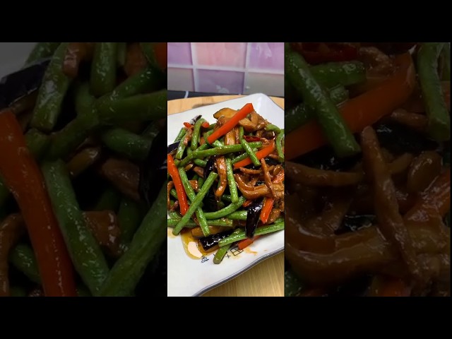 【全球美食烹饪频道】一分钟学会香炒性感茄子 - 美味好下饭的香炒性感茄子