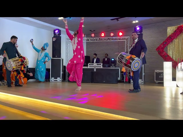 Bhangra Boys & Girls Italy Punjabi Wedding In Italy|indian Dj In Italy|Punjabi Dj In Italy|DjMpItaly