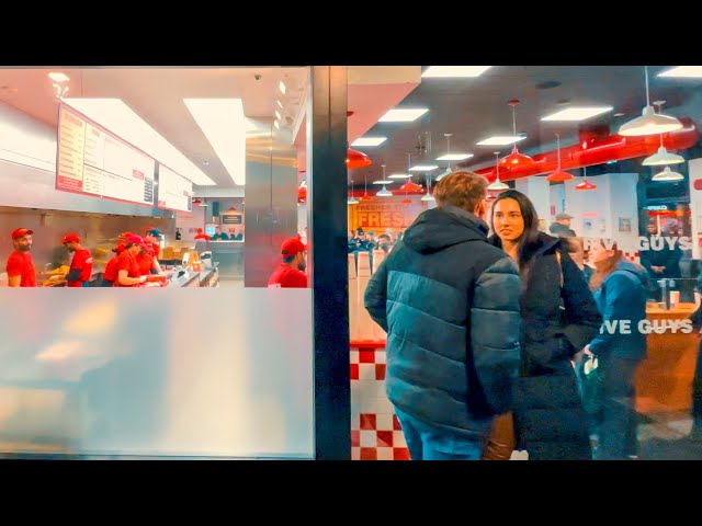 A Solo London Walk: The Busy West End in the Evening | 4K HDR