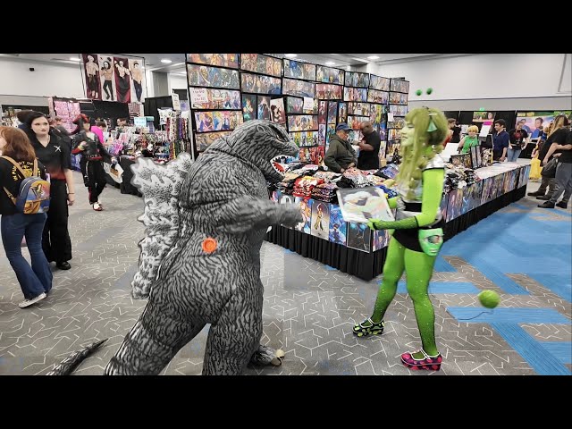 Central Florida Comic Con 2025 In Lakeland & Thunder Championship Wrestling / Eating At Freds Market