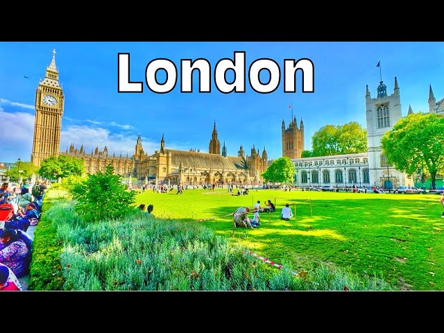 Vibrant Vibes: London Walk - West End Streets Tour 2024!"