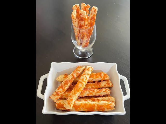 Cheese sticks - Sajtos Rudacskák by Magdi