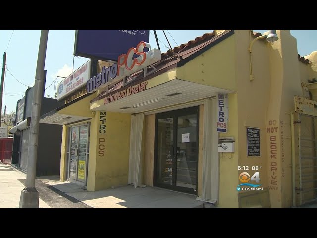 CBS4 Exclusive: Business Owner Says Looters Victimize 32 Metro PCS Stores During Irma