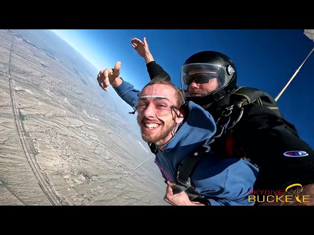 Ashton's 18th birthday SkyDive