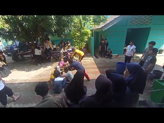 Lomba Paralon Bolong