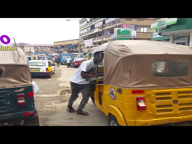 A DRIVE THROUGH KUMASI /GHANA