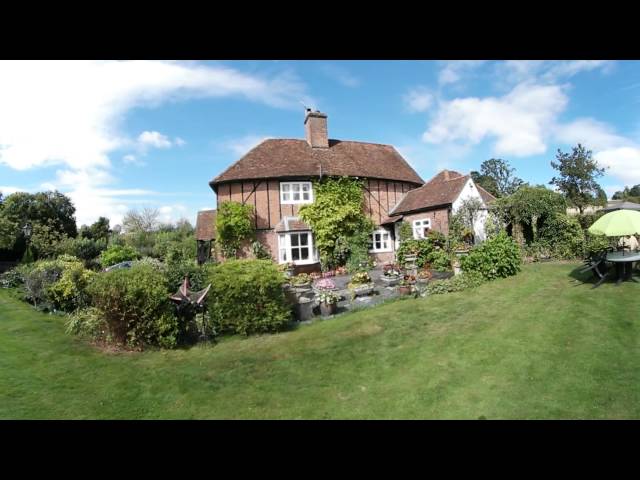 English Cottage Garden