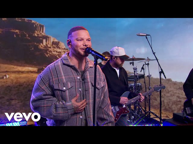 Kane Brown - Backseat Driver (Live on Good Morning America)