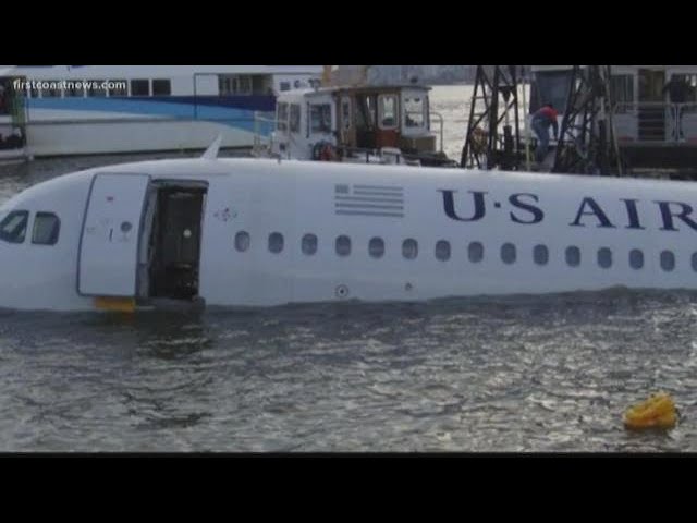 'Miracle on the Hudson' local survivor speaks out after plane crashes into water at NAS JAX