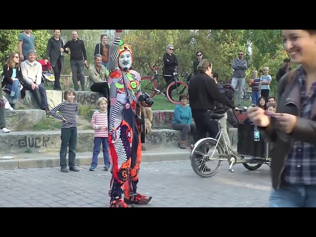 Karcocha - The Best Street Performer