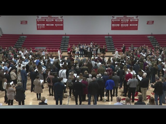 Manitowoc Lutheran High School holds dedication ceremony for new gymnasium