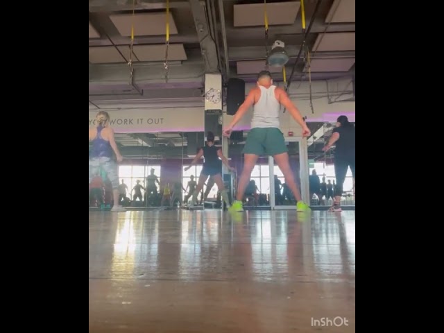 Do it to it - zumba class 04-12-22