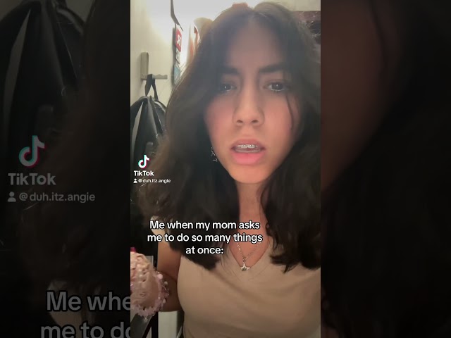 Does ur mom do this? #influencer #youtube #teen #shorts #mom #viraltiktok