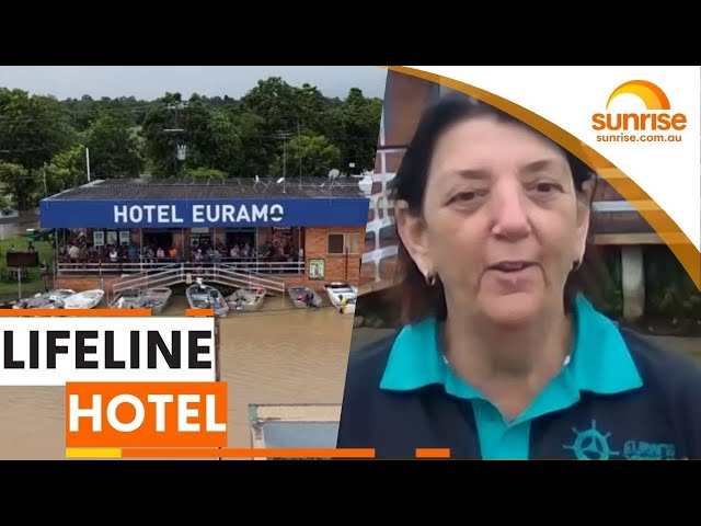 Hotel owner act lifeline for community amid Queensland floods | Sunrise