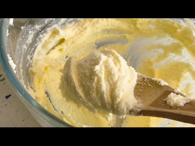 How to cream butter and sugar by hand | Baking for Beginners