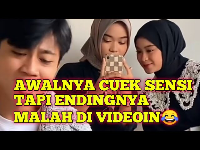 PRANK 2 CWE CANTIK PAKE LAGU JADIKAN KU PACARMU