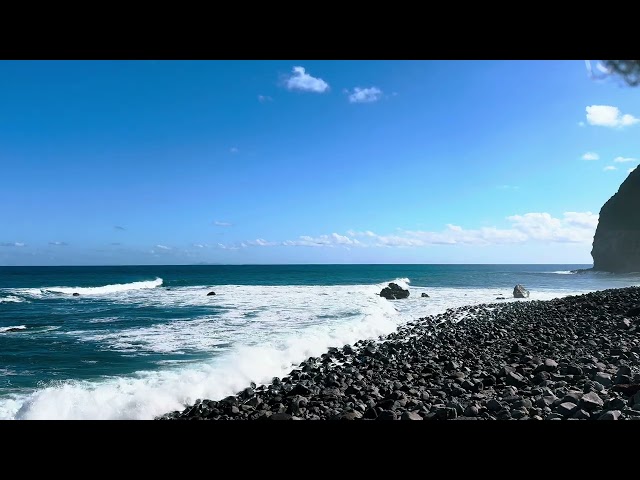 8K Ocean Waves 🌊 | Gentle Waves on a Rocky Beach | Relaxing ASMR Nature Sounds